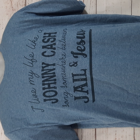 Gildan Johnny Cash Tee - Picture 2 of 3